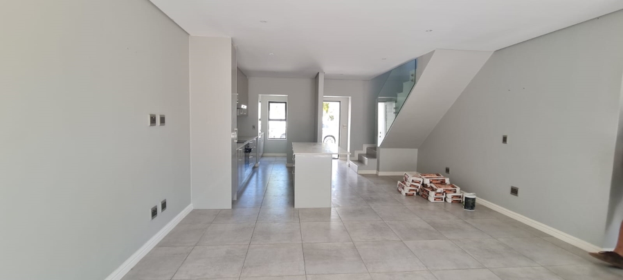 To Let 3 Bedroom Property for Rent in Croydon Western Cape